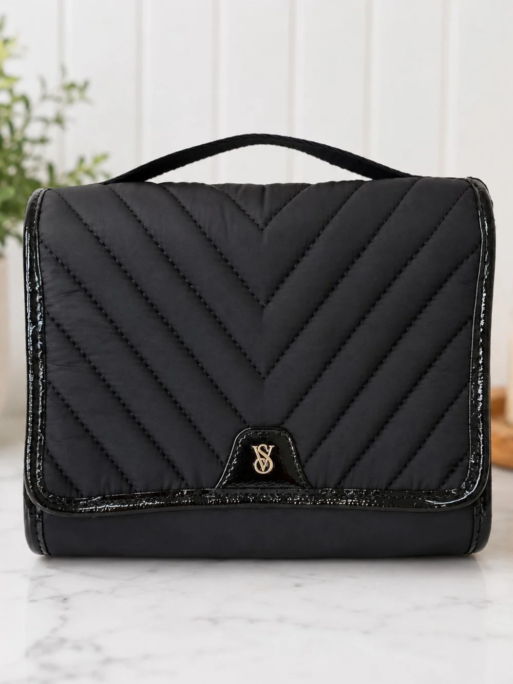 Victoria’s Secret Black Quilted Hanging Travel Toiletry Bag Organizer